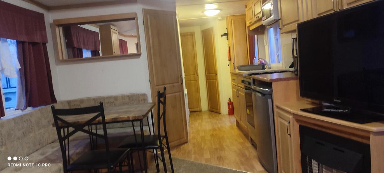 Beachside, Family-Friendly, Wifi, 6 Berth Caravan 19 In Инголдмелс Екстериор снимка